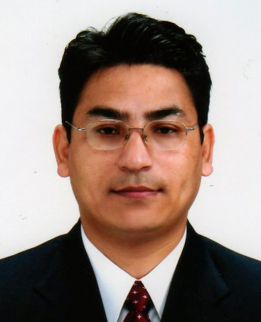 会長・代表理事　シュレスタ バララム（経済博士）